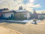 Hausansicht - Sanierungsbedürftiger Bungalow mit Carport und Garage in Danndorf! Mein Haus = Mein Partner!