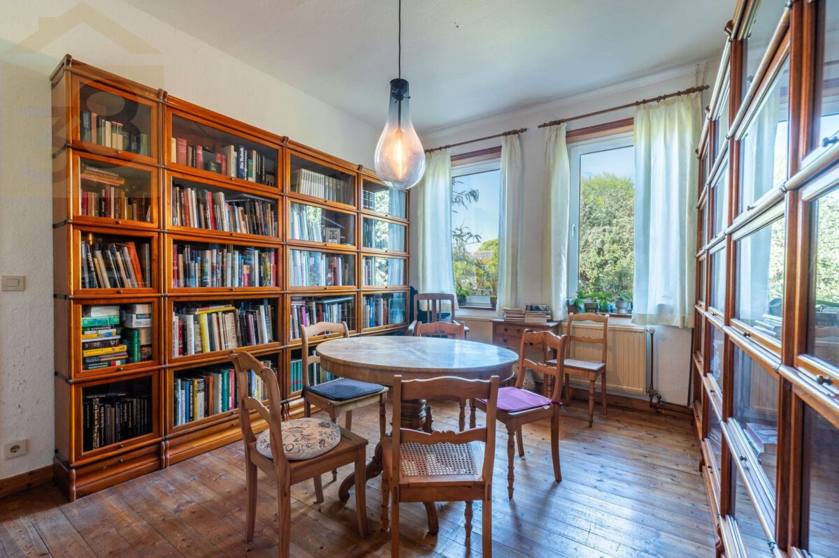 Arbeitszimmer