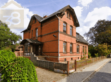 Sanierungsbedürftiges Mehrfamilienhaus mit 5 Wohneinheiten! Mein Haus = Mein Partner!, 38835 Osterwieck, Mehrfamilienhaus