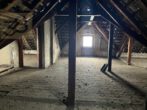 Dachboden - Sanierungsbedürftiges Mehrfamilienhaus mit 5 Wohneinheiten! Mein Haus = Mein Partner!