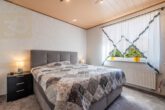 Gästezimmer - Doppelhaushälfte mit Pool und Kaminofen in Ummern!