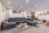 Wohnzimmer - Großzügiges Einfamilienhaus mit Garten und Sauna in Kneitlingen! Mein Haus = Mein Partner!