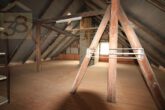 Dachgeschoss - Zweifamilienhaus mit 3.000 m² Grundstück und Scheune! Meine Immobilie = Mein Partner!