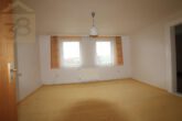 Schlafzimmer 1. OG - Zweifamilienhaus mit 3.000 m² Grundstück und Scheune! Meine Immobilie = Mein Partner!
