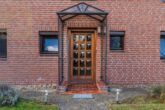 Hauseingang - Renovierungsbedürftiges Zweifamilienhaus mit 1.130 m² Eigentumsgrundstück in Sickte! Meine Immobilie