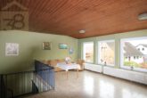 Treppenhaus OG - Sanierte 2-Zimmer-Wohnung mit Balkon in attraktiver Wohnlage von Wolfsburg!