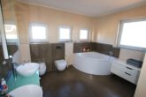 Badezimmer OG - Neuwertige Doppelhaushälfte im Campo Mediterrano – Mein Haus = Mein Partner!