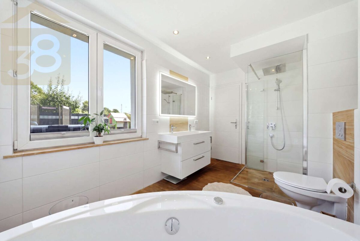 Badezimmer EG