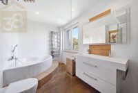 Badezimmer EG