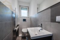 Badezimmer EG