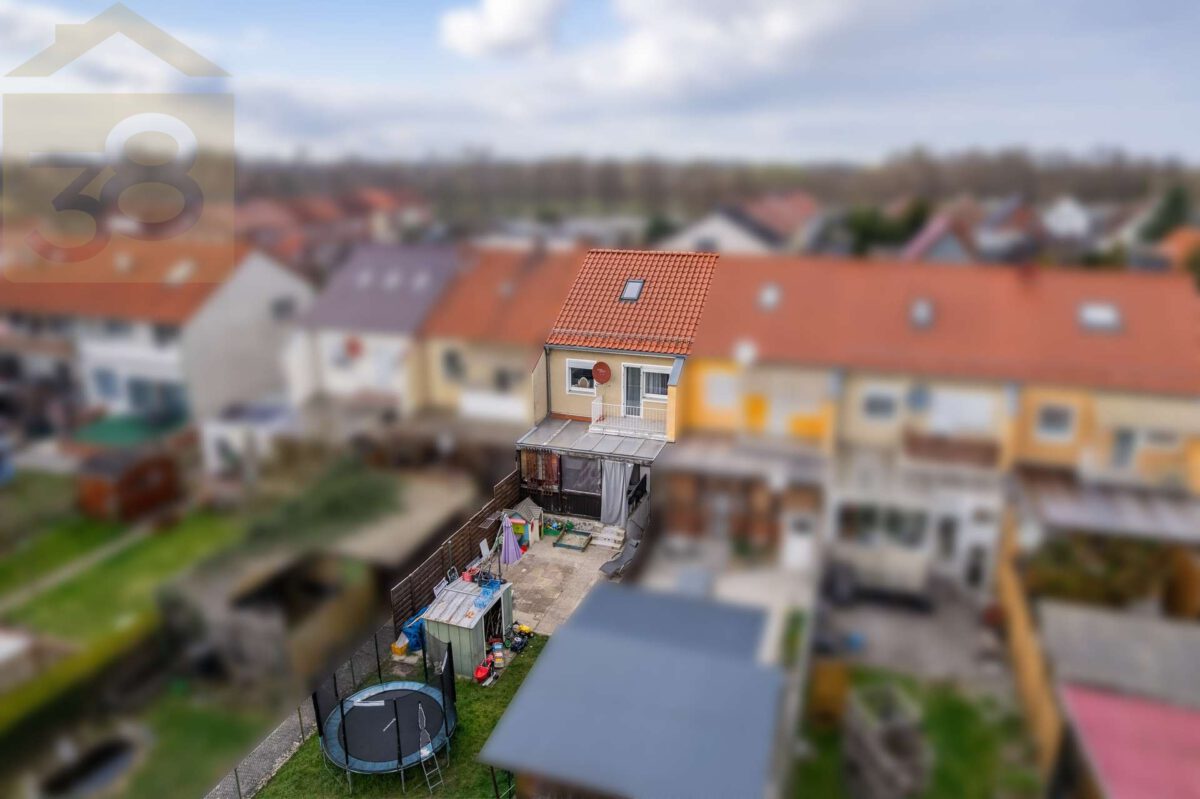 Hausansicht oben