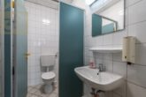 WC Herren - Zentrums-, Bahnhof und VW-Nahe Büroflächen zu vermieten! Meine Immobilie = Mein Partner!