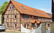 Einfahrt - 14 vermietete Wohneinheiten bei Bad Helmstedt als Kapitalanlage! Mein Haus = Mein Makler!