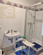 Badezimmer - 14 vermietete Wohneinheiten bei Bad Helmstedt als Kapitalanlage! Mein Haus = Mein Makler!