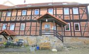 Hausansicht - 14 vermietete Wohneinheiten bei Bad Helmstedt als Kapitalanlage! Mein Haus = Mein Makler!