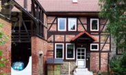 Hausansicht - 14 vermietete Wohneinheiten bei Bad Helmstedt als Kapitalanlage! Mein Haus = Mein Makler!