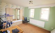 Schlafzimmer - 14 vermietete Wohneinheiten bei Bad Helmstedt als Kapitalanlage! Mein Haus = Mein Makler!